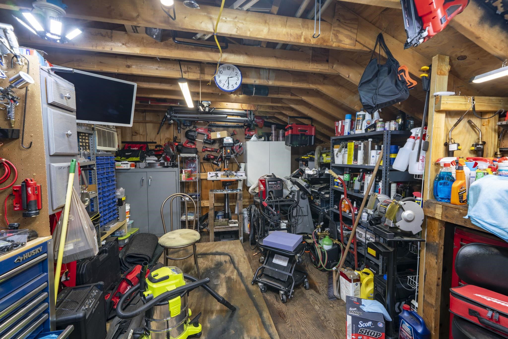 209 Chases Grove Road Derry, NH 03038 - Photo 50 of 58