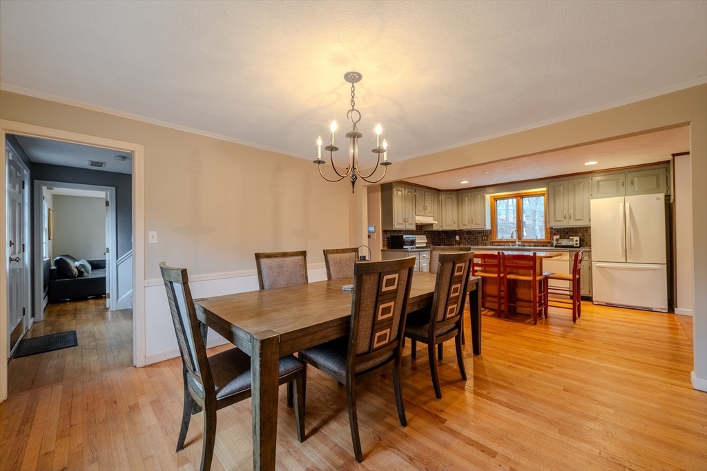 19 Brookside Road Topsfield, MA 01983 - Photo 10 of 30 Gallery Image 10