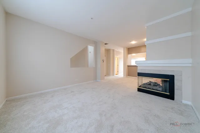 $2,950 | 1719 Sienna Court, Wheeling, IL 60090