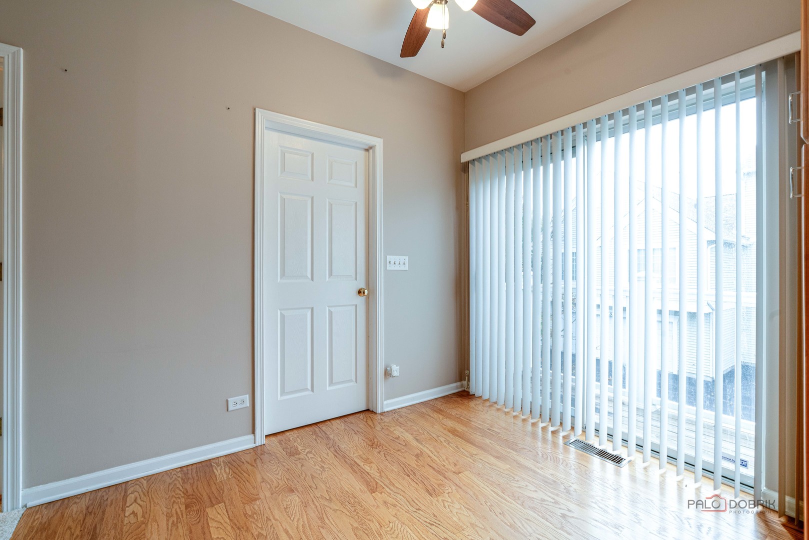 1719 Sienna Court Wheeling, IL 60090 - Photo 19 of 34 a view of an empty room with a window