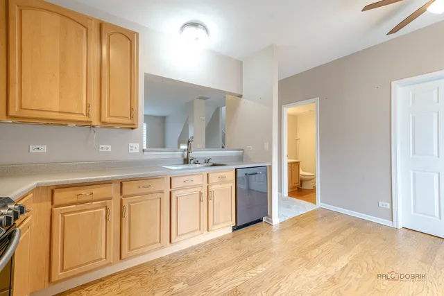 $2,950 | 1719 Sienna Court, Wheeling, IL 60090