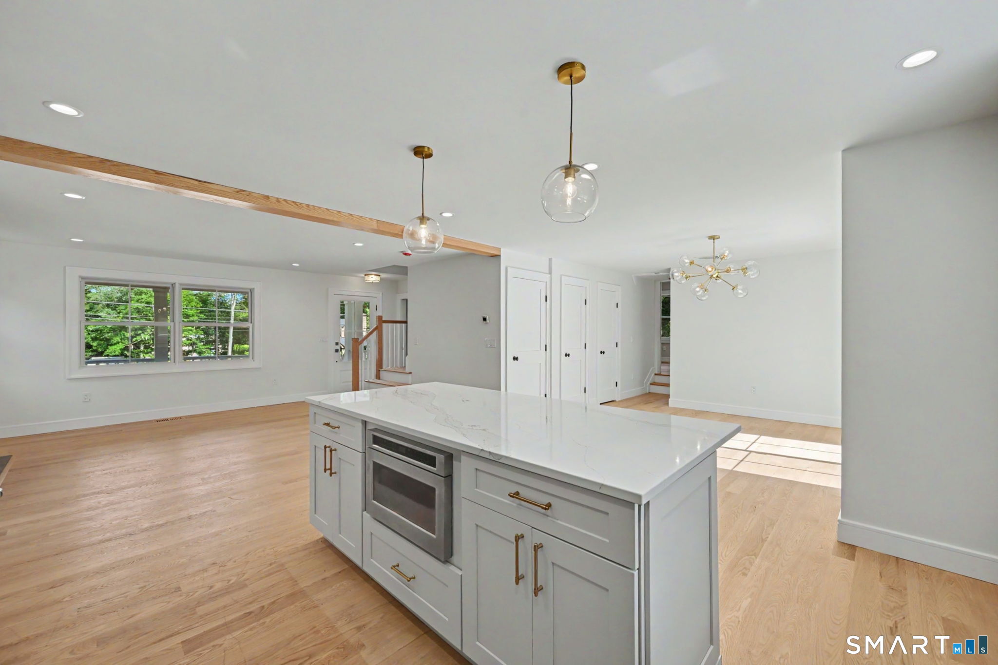 244 Minivale Road Stamford, CT 06907 - Photo 11 of 36
