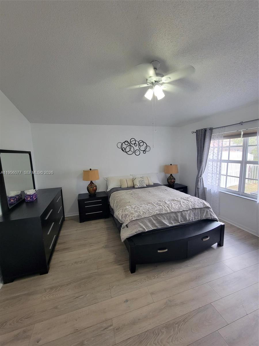 13541 Northwest 5th Court Plantation, FL 33325 - Photo 12 of 20