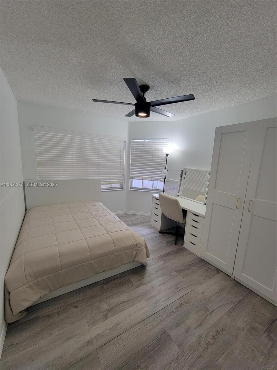 13541 Northwest 5th Court Plantation, FL 33325 - Photo 15 of 20