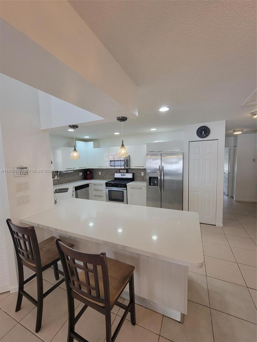 13541 Northwest 5th Court Plantation, FL 33325 - Photo 8 of 20