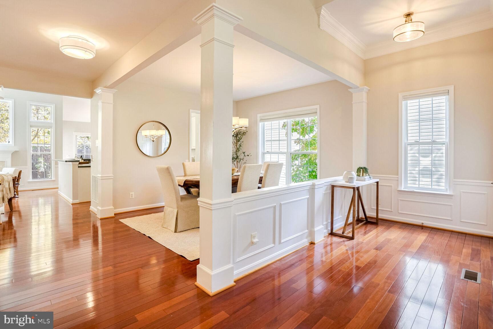 2459 Arctic Fox Way Reston, VA 20191 - Photo 8 of 45 Foyer and Dining Room