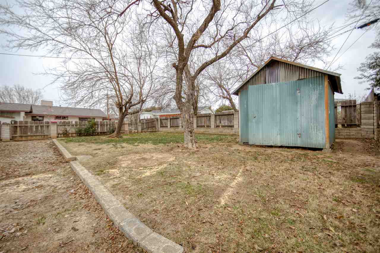 1920 Luning Street Red Bluff, CA 96080 - Photo 7 of 36
