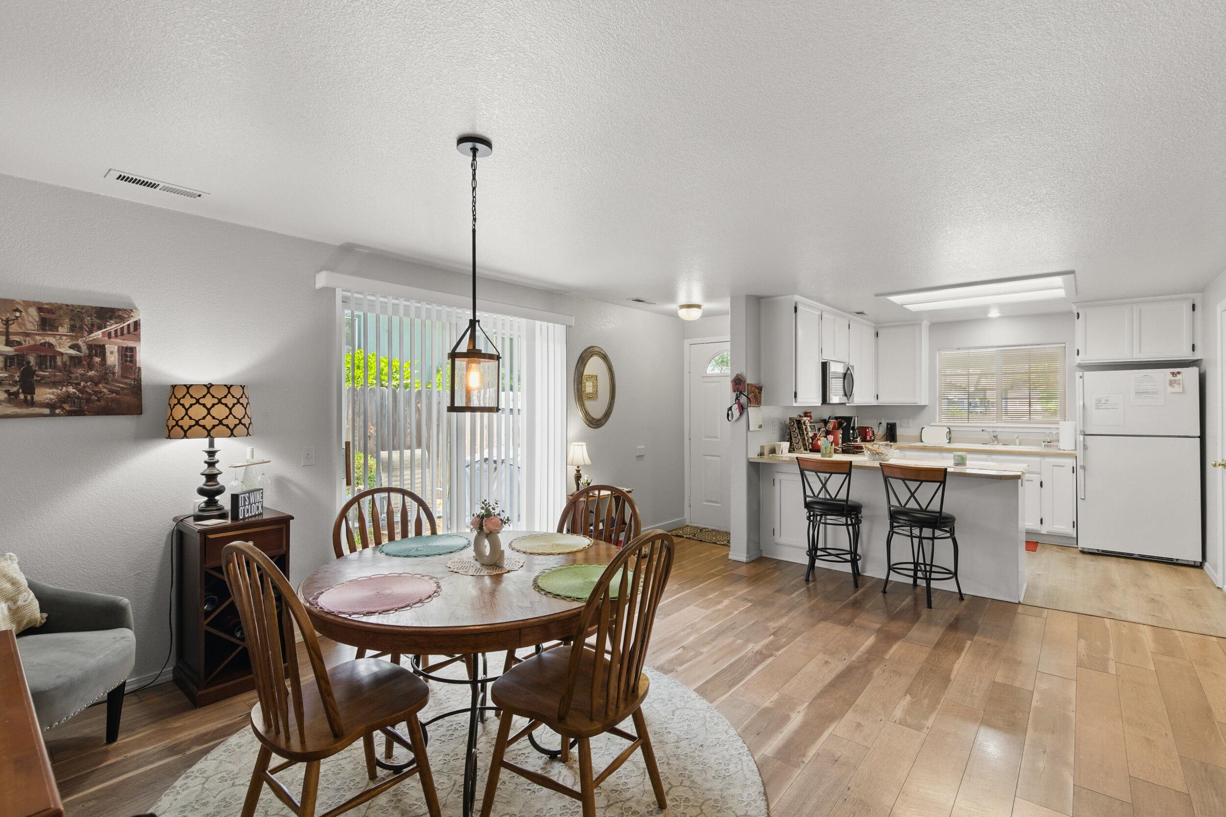 1546 Skyhawk Ridge Medford, OR 97504 - Photo 26 of 36 1548 and 1546 skyhawk ridge, medford-33