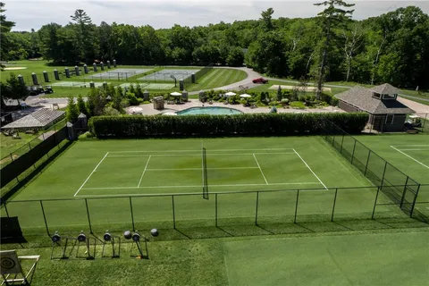 $1,100,000 | 28 Alexander Circle, Richmond, RI 02898