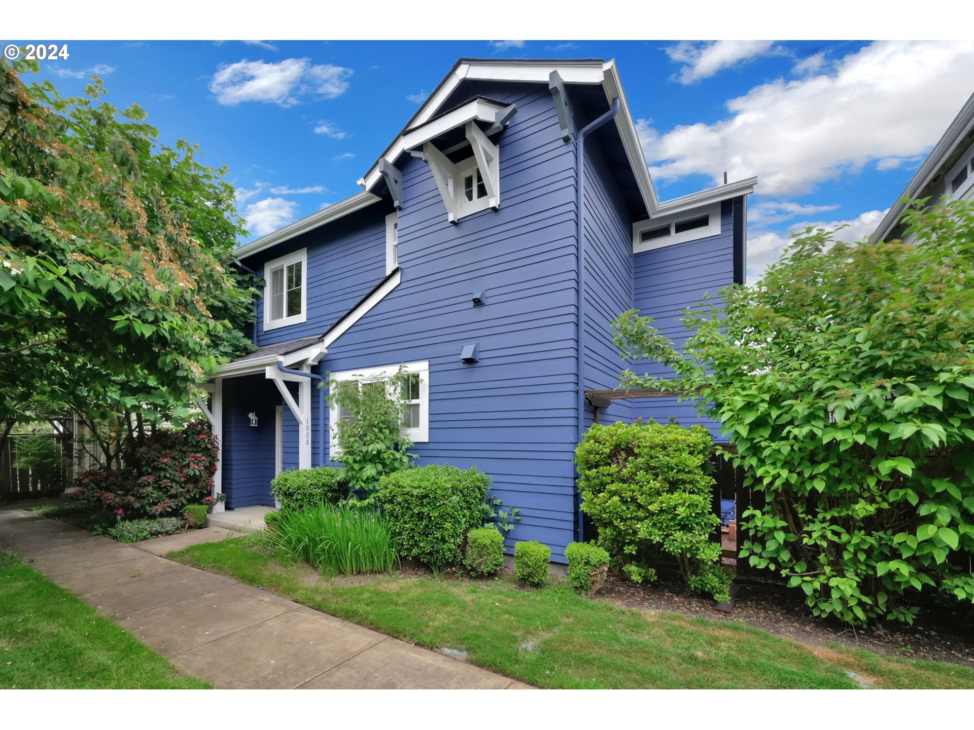 1664 Riley Lane Eugene, OR 97402 - Photo 1 of 35 Gallery Image 1