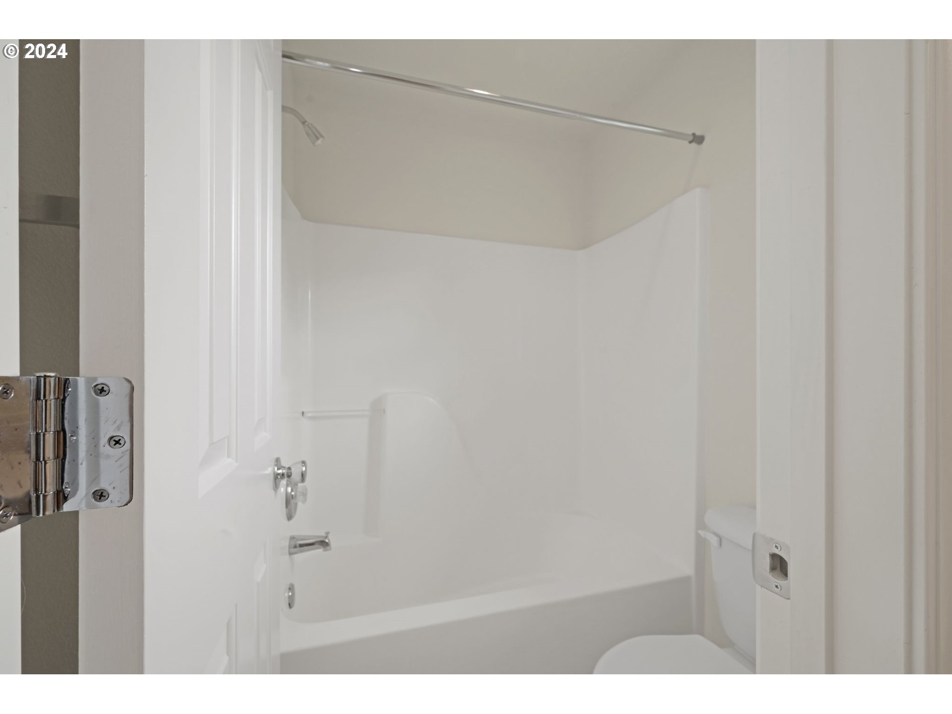 1664 Riley Lane Eugene, OR 97402 - Photo 29 of 35 Gallery Image 29