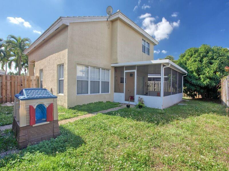 Undisclosed Address Pompano Beach, FL 33063 - Photo 4 of 30 Photo 4