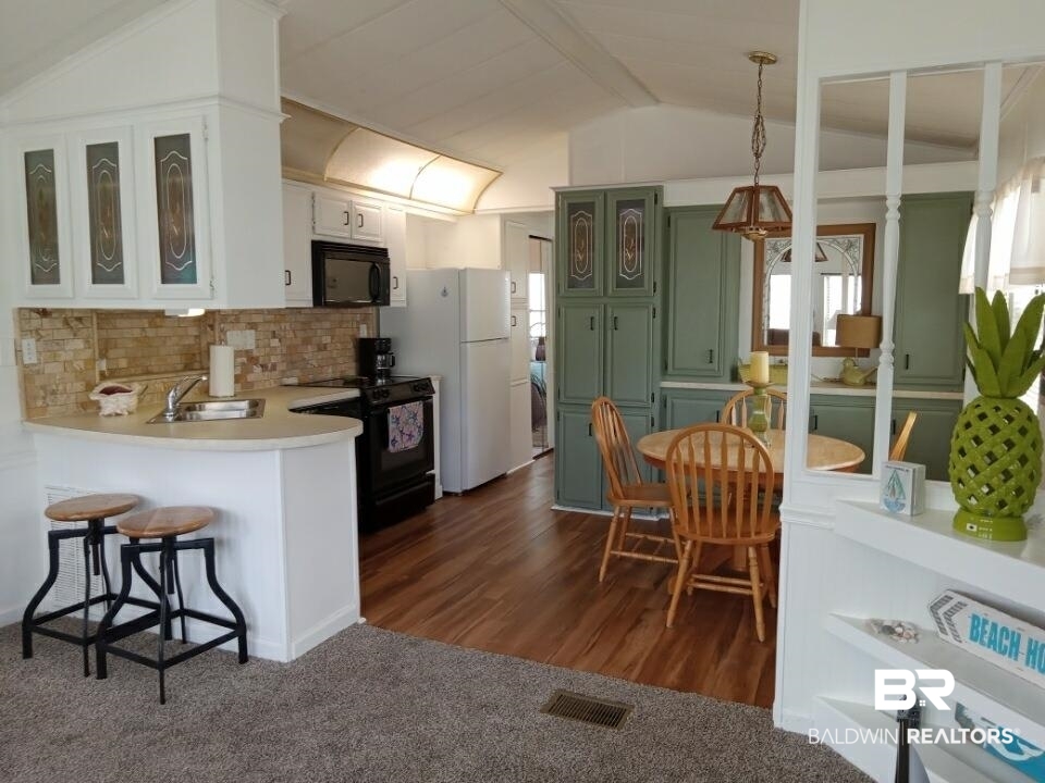 256 Defuniak Circle Lillian, AL 36549 - Photo 5 of 30