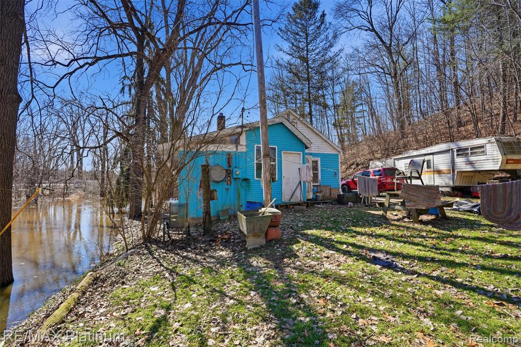 2555 East Cohoctah Road Howell, MI 48855 - Photo 3 of 38 Gallery Image 3