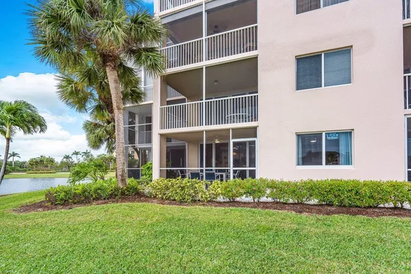 $8,500 | 353 Highway 1, Unit F109, Jupiter, FL 33477