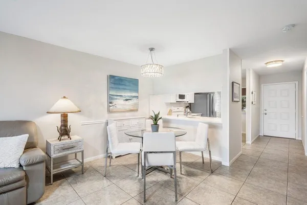 $8,500 | 353 Highway 1, Unit F109, Jupiter, FL 33477