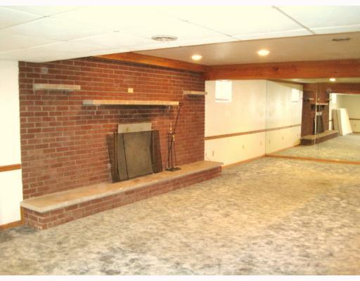 225 Pfeffer Road Export, PA 15632 - Photo 10 of 18 Den/Family/Great Room.