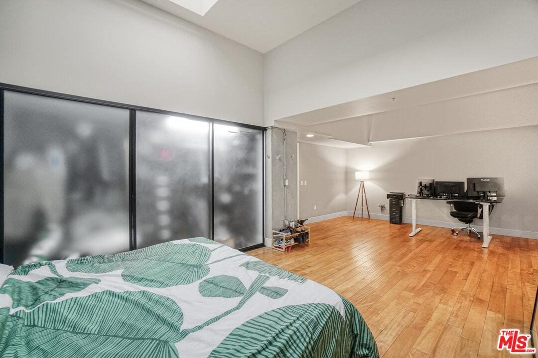 460 South Spring Street, Unit 212 Los Angeles, CA 90013 - Photo 16 of 35