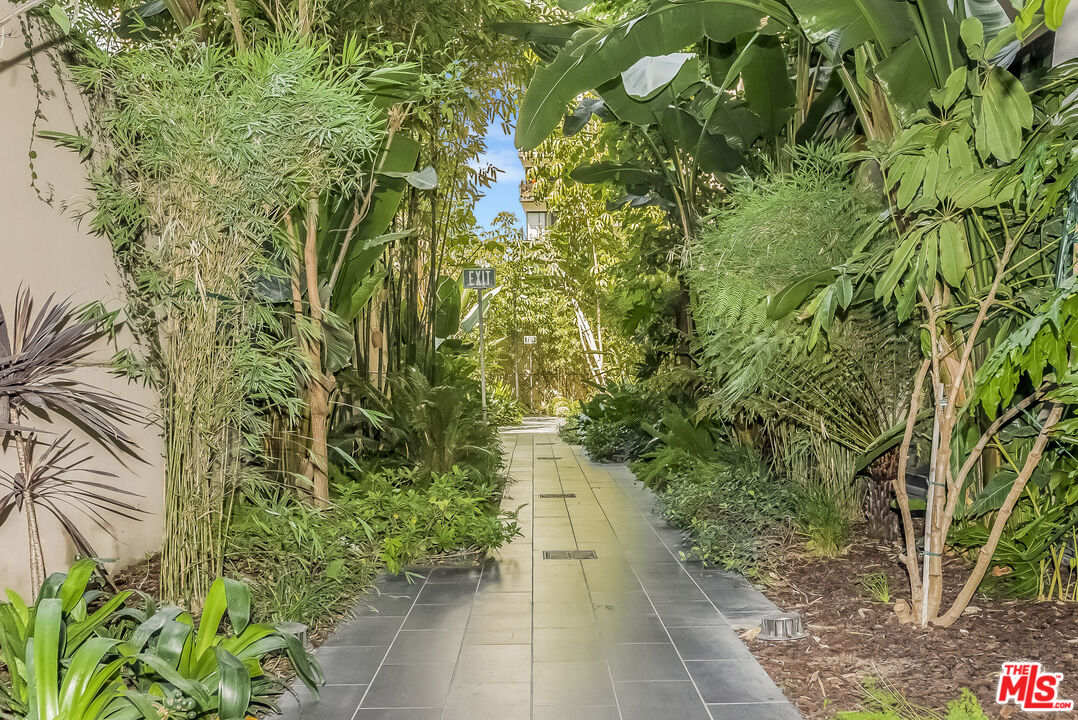 460 South Spring Street, Unit 212 Los Angeles, CA 90013 - Photo 33 of 35