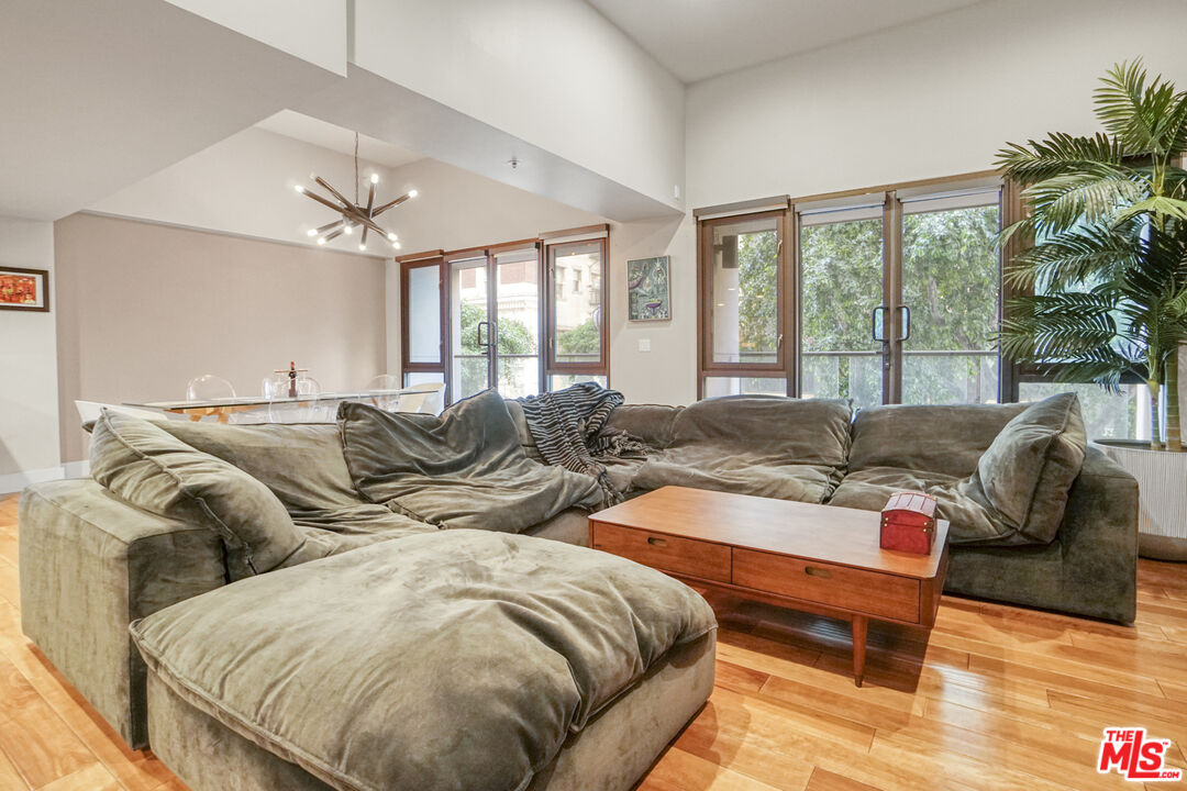 460 South Spring Street, Unit 212 Los Angeles, CA 90013 - Photo 5 of 35