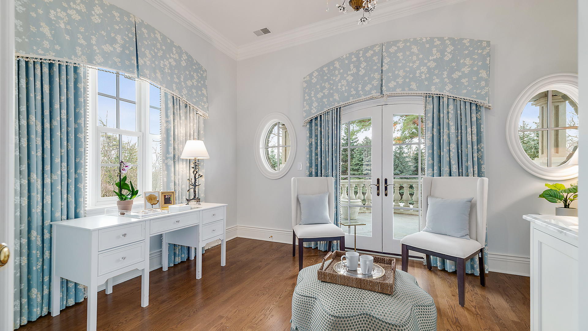 820 Taft Road Hinsdale, IL 60521 - Photo 18 of 46 a living room with furniture a window and a dining table
