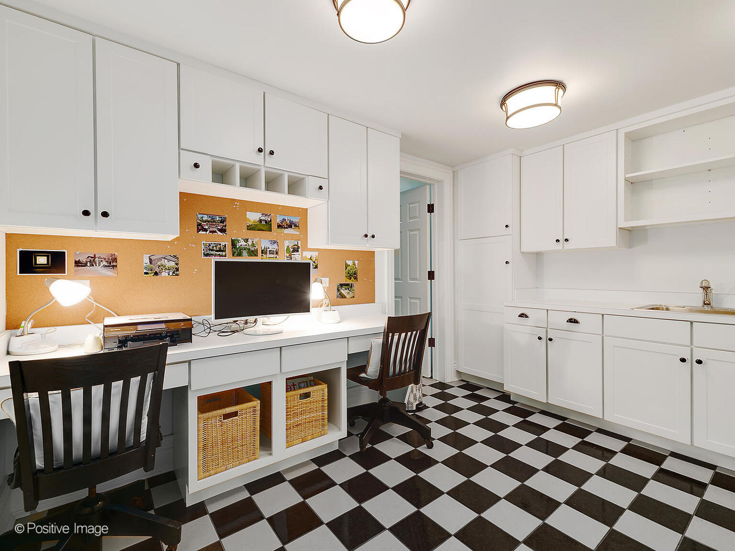 820 Taft Road Hinsdale, IL 60521 - Photo 33 of 46 a kitchen with stainless steel appliances a stove a sink and a refrigerator