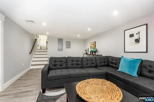 $1,050,000 | 59 Laauwe Avenue, Wayne, NJ 07470