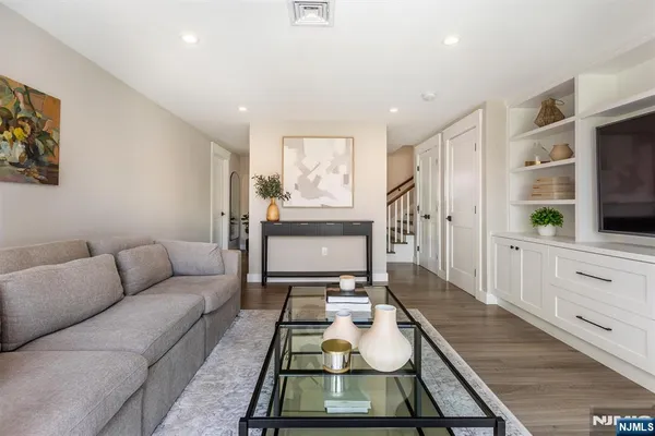 $1,050,000 | 59 Laauwe Avenue, Wayne, NJ 07470