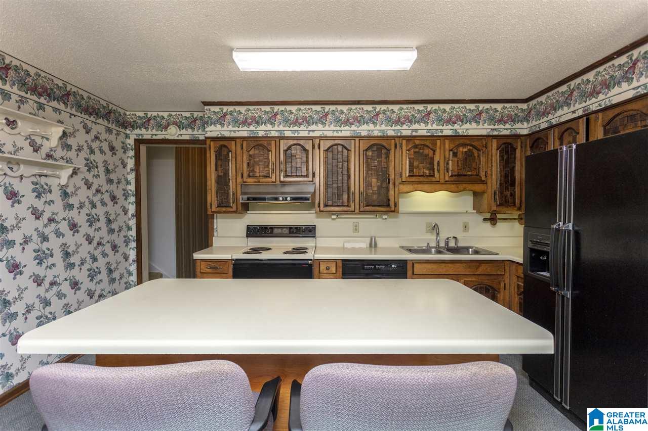 1392 Al Seier Road Birmingham, AL 35226 - Photo 9 of 39