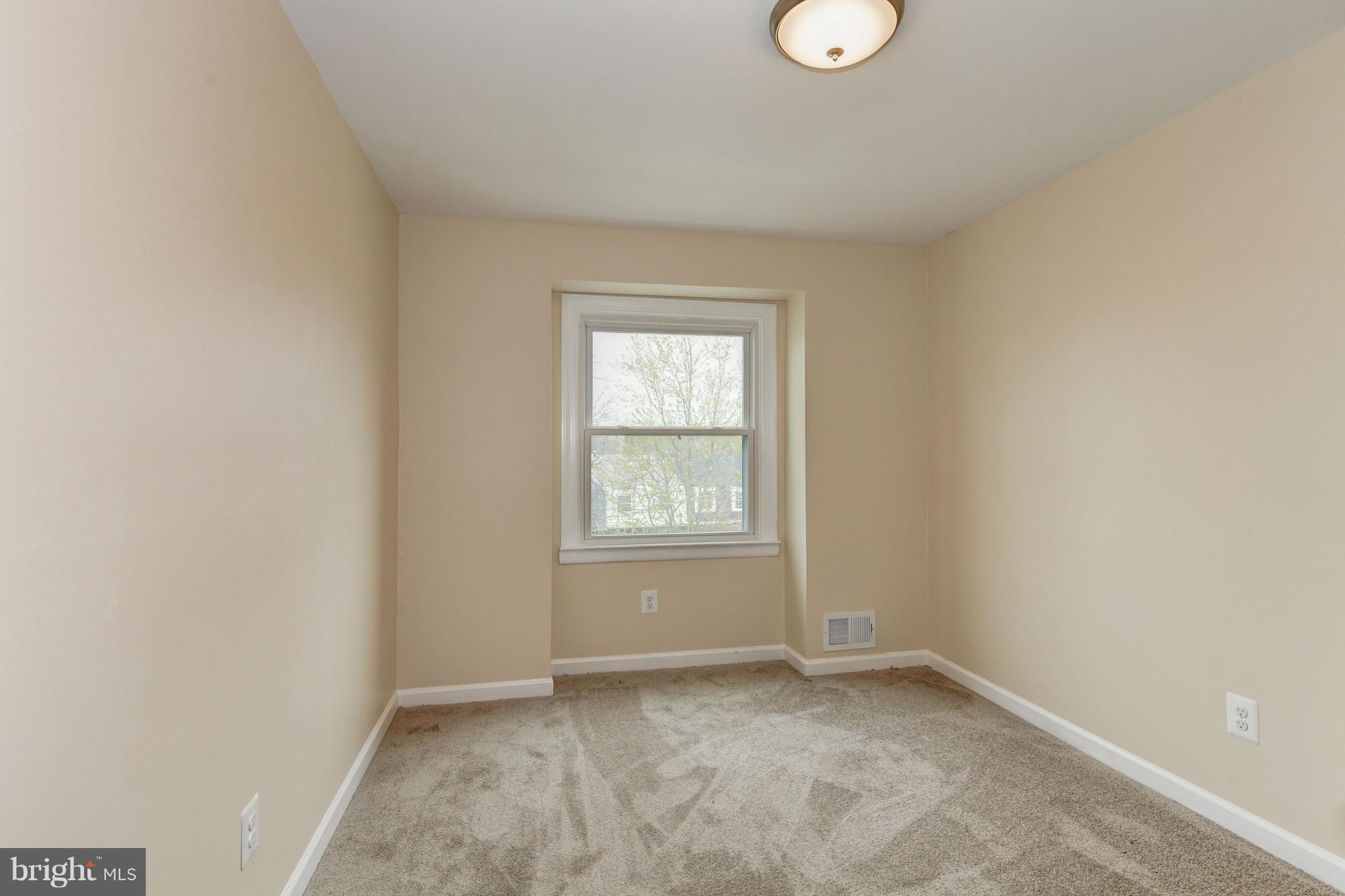 5624 Arnhem Road Baltimore, MD 21206 - Photo 14 of 24 Bedroom