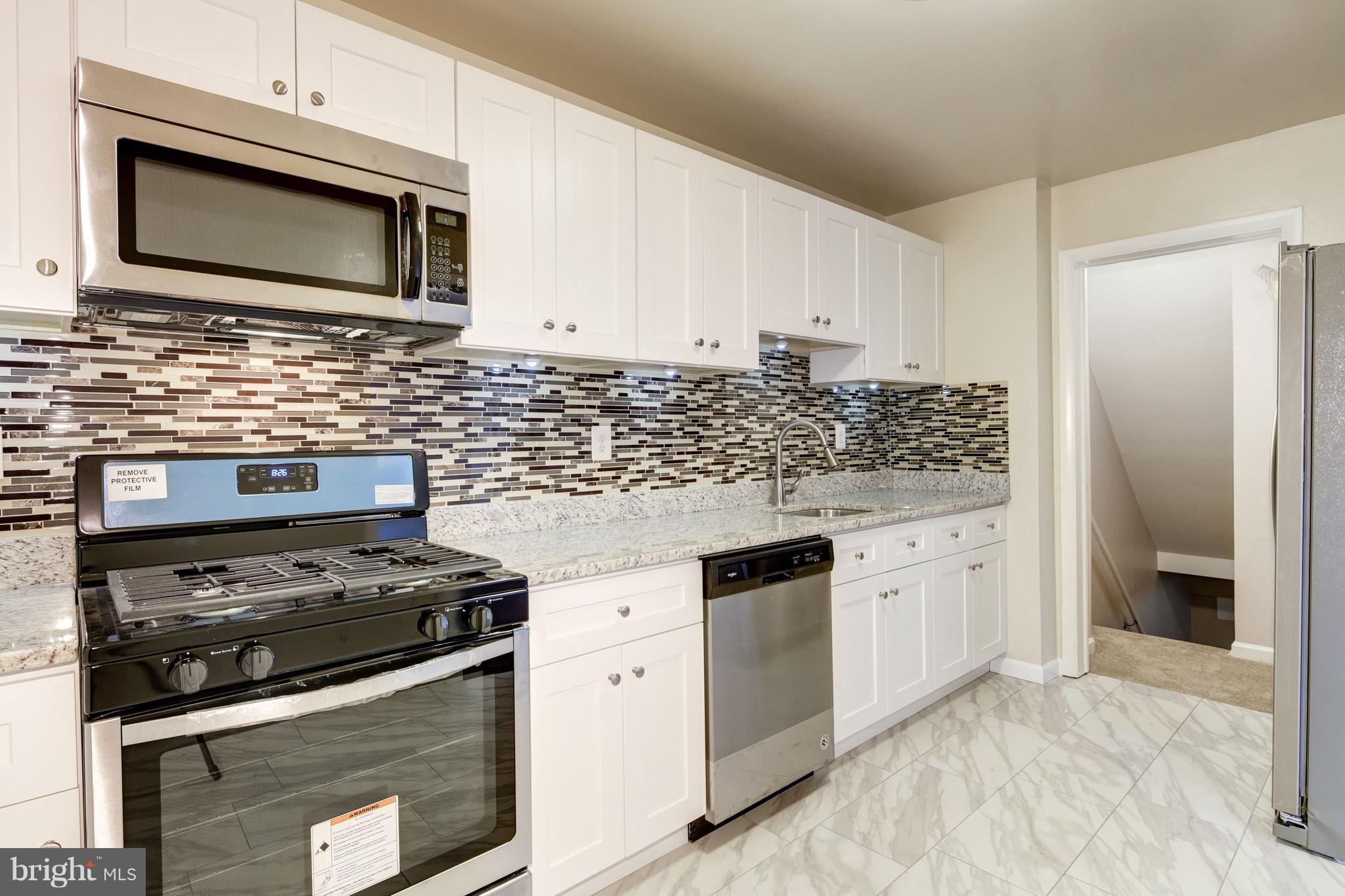 5624 Arnhem Road Baltimore, MD 21206 - Photo 8 of 24 Kitchen