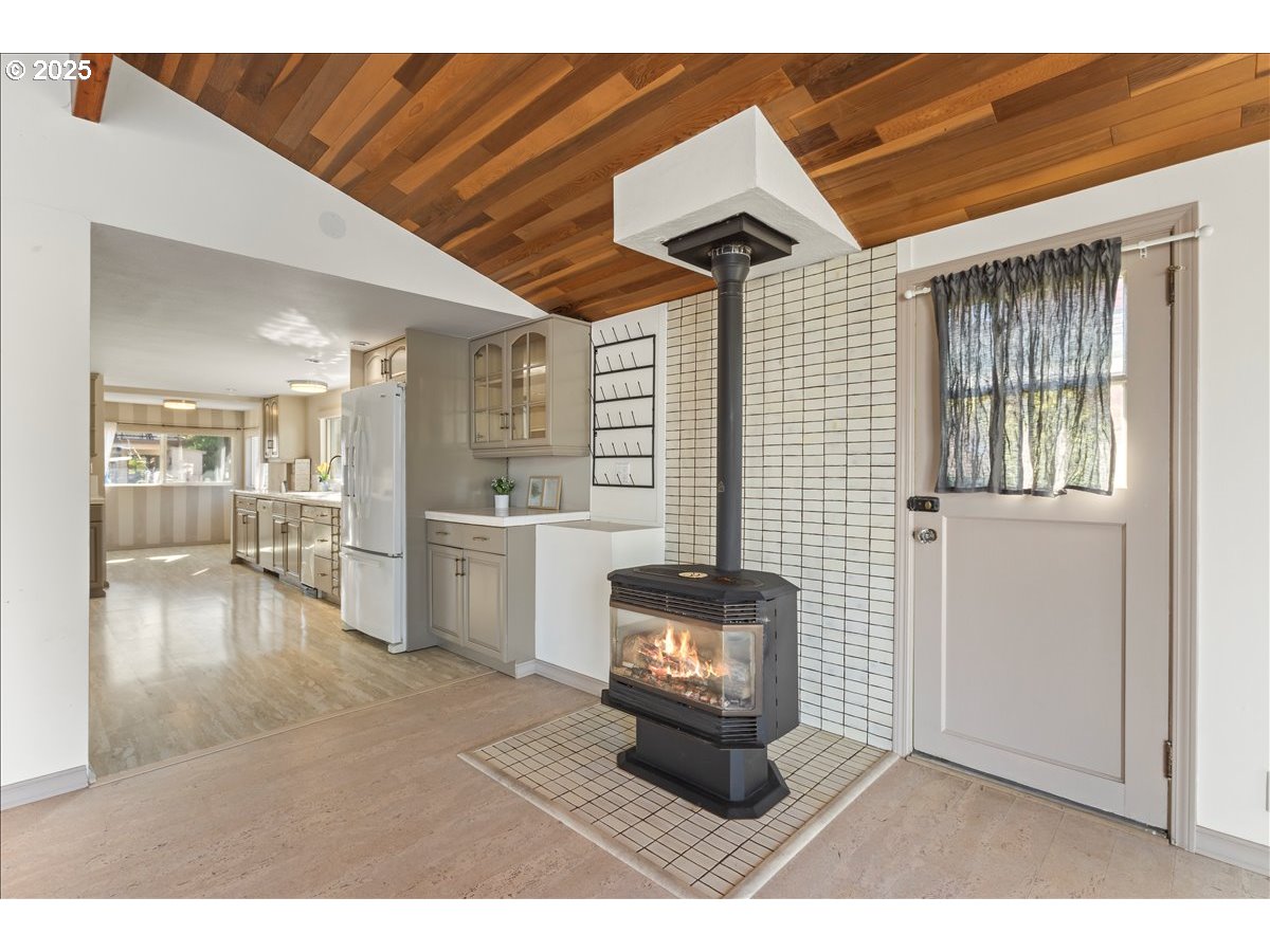 205 North Bridgeton Road, Unit 9W Portland, OR 97217 - Photo 11 of 43 Gallery Image 11