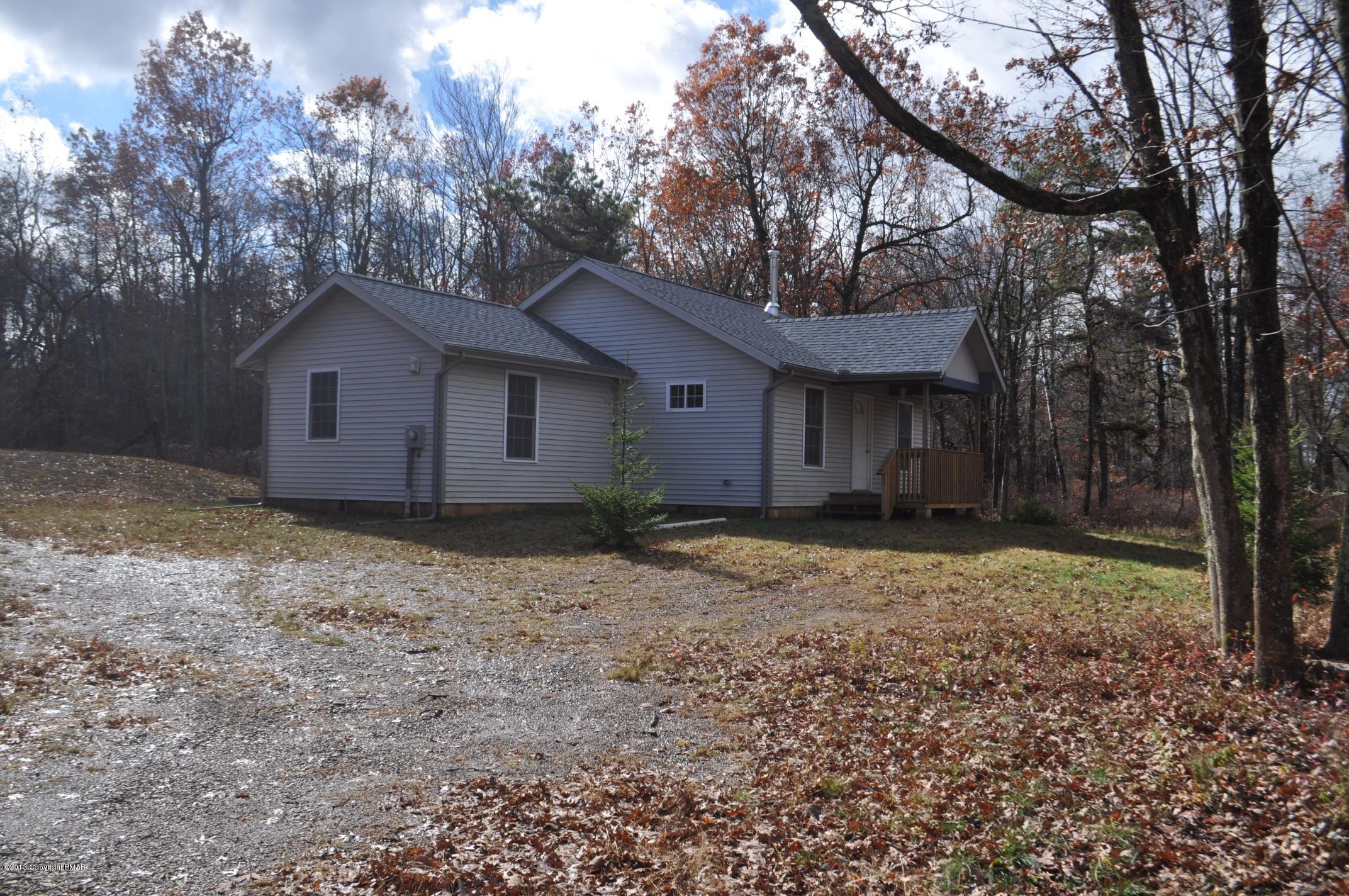 626 Behrens Road Jim Thorpe, PA 18229 - Photo 1 of 8 SIDE VIEW
