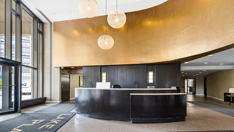 $329,000 | 3930 North Pine Grove Avenue, Unit 1211, Chicago, IL 60613