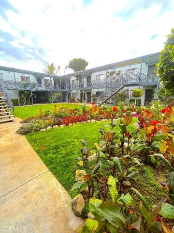 $2,195 | 931 West 19th Street, Unit 30, Costa Mesa, CA 92627