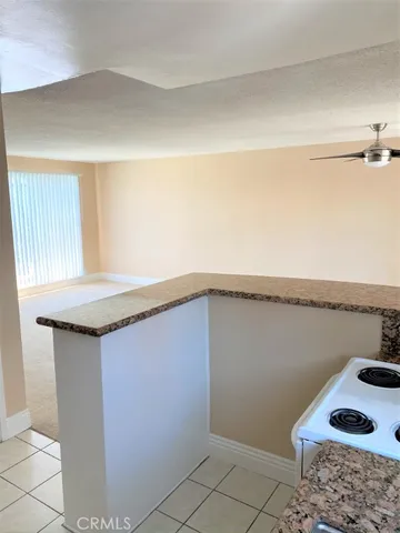 $2,195 | 931 West 19th Street, Unit 30, Costa Mesa, CA 92627