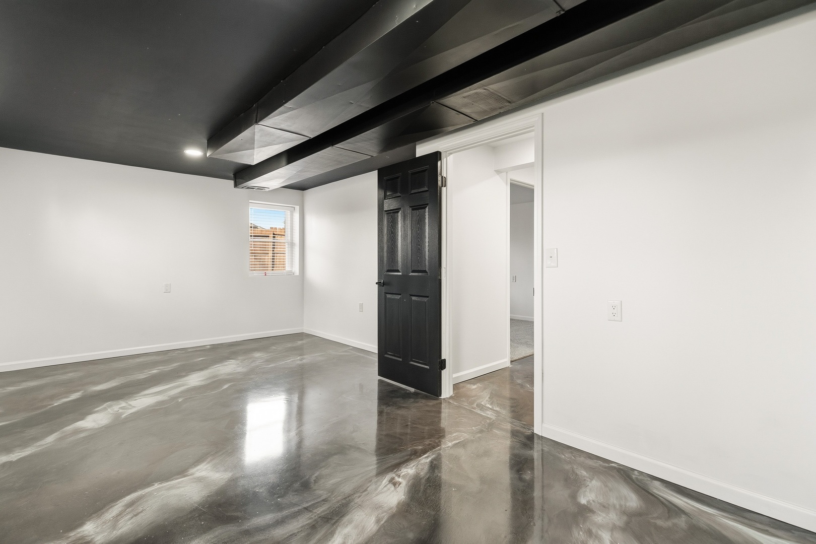 11622 27th Street West Milan, IL 61264 - Photo 37 of 49 an empty room with wooden floor