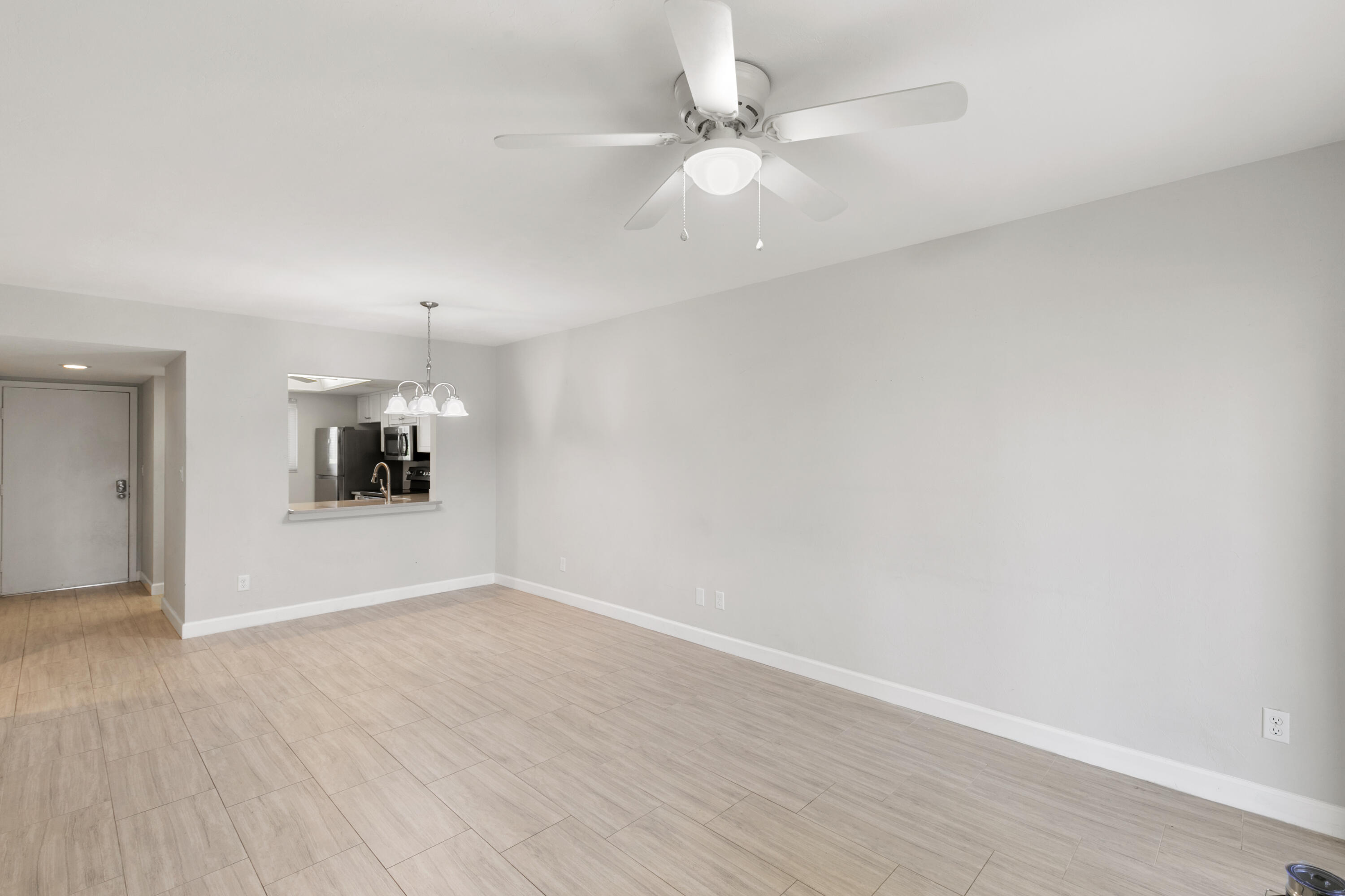 1008 Manatee Road, Unit G103 Naples, FL 34114 - Photo 5 of 21 1F3A4424