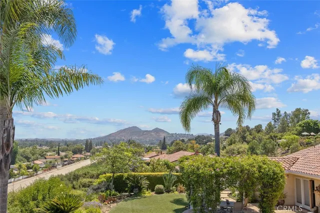 $2,150,000 | 2039 Channelford Road, Westlake Village, CA 91361
