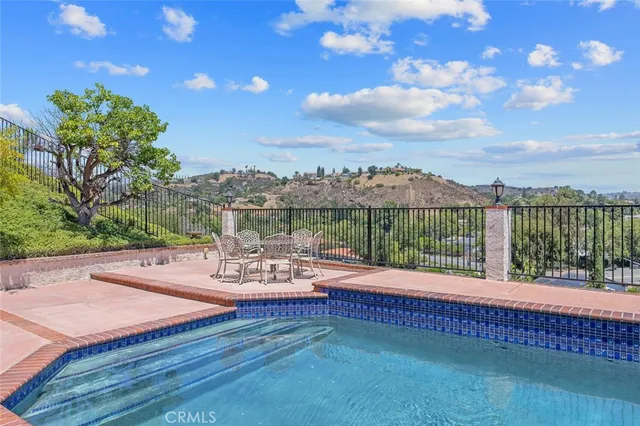 $2,150,000 | 2039 Channelford Road, Westlake Village, CA 91361