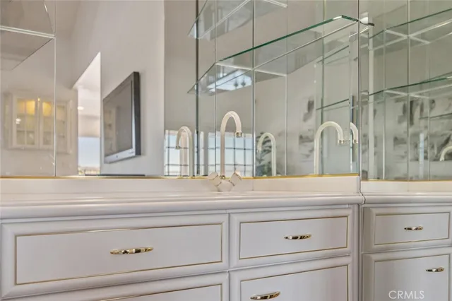 $2,150,000 | 2039 Channelford Road, Westlake Village, CA 91361