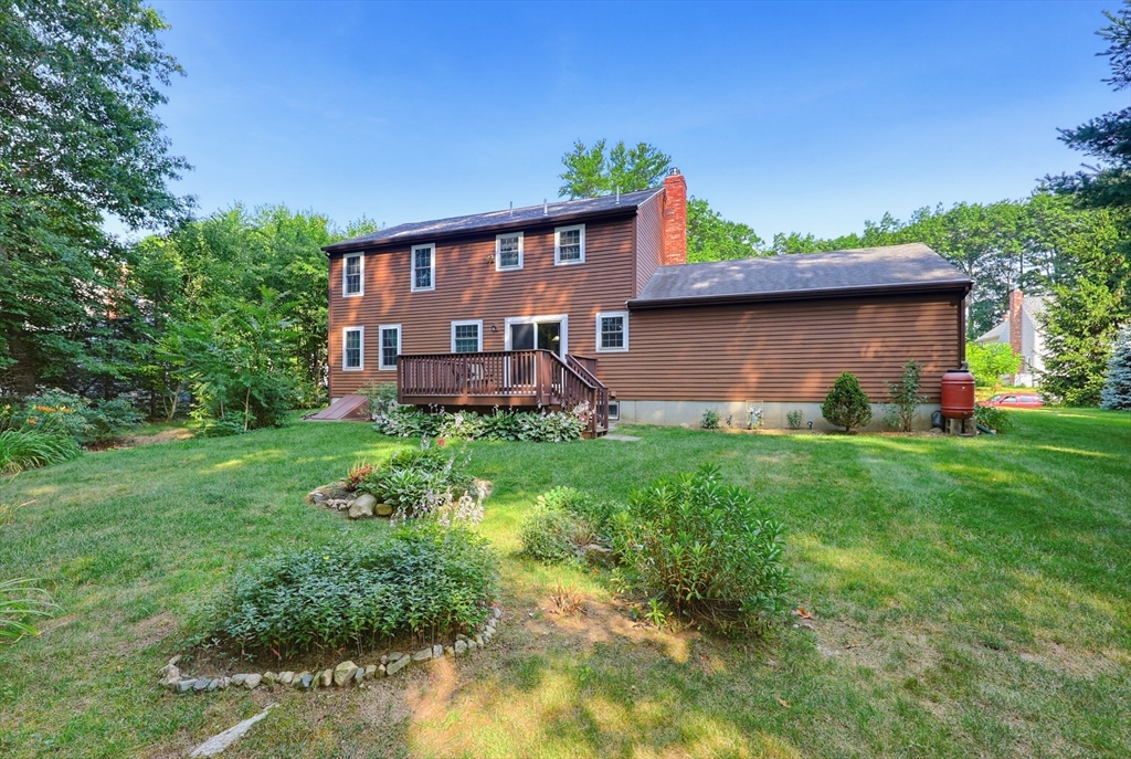 7 Hazeltine Road Upton, MA 01568 - Photo 34 of 42