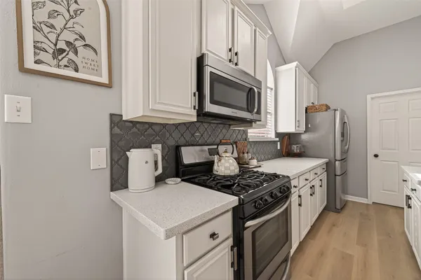 $375,000 | 405 PecanGrove, Dickinson, TX 77539