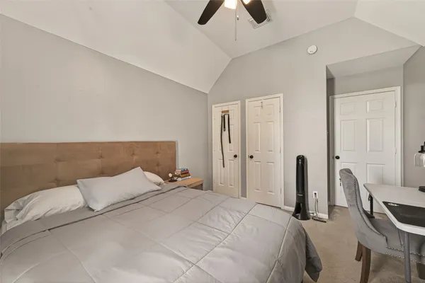 $375,000 | 405 PecanGrove, Dickinson, TX 77539