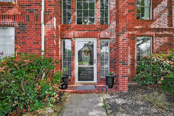 $375,000 | 405 PecanGrove, Dickinson, TX 77539