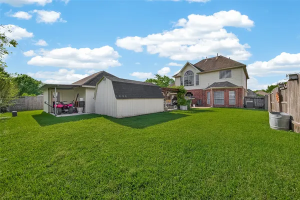 $375,000 | 405 PecanGrove, Dickinson, TX 77539