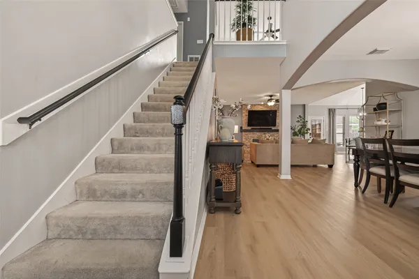 $375,000 | 405 PecanGrove, Dickinson, TX 77539