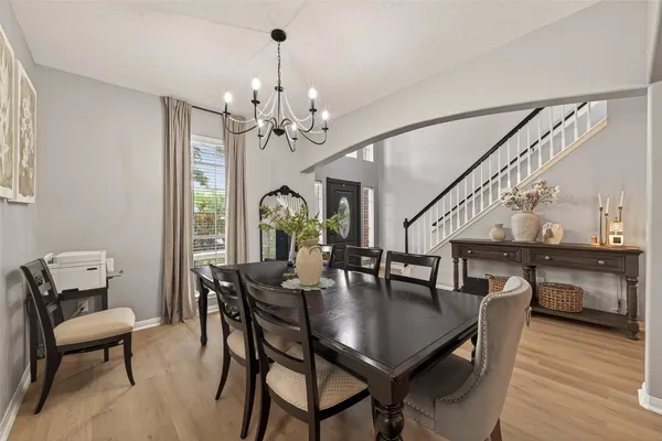 $375,000 | 405 PecanGrove, Dickinson, TX 77539