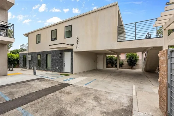 $3,300 | 270 11th, Unit 1, Upland, CA 91786