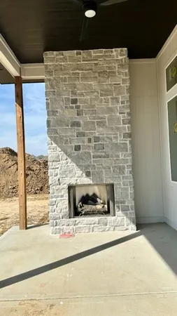 $876,032 | 17408 Parkhill Street, Overland Park, KS 66221